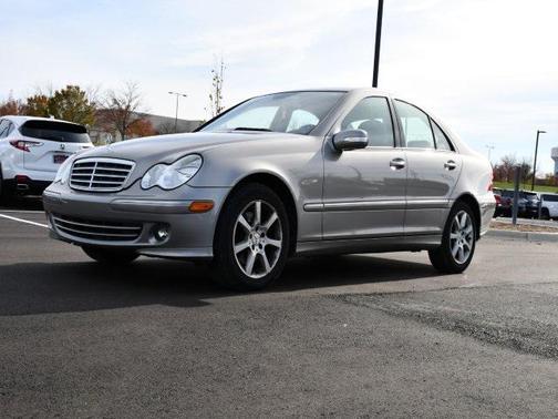 2007 Mercedes-Benz C-Class Luxury 4MATIC