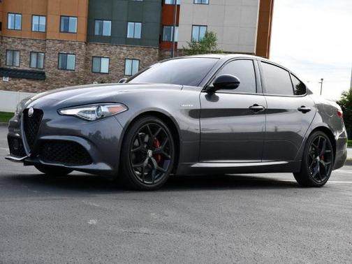 2023 Alfa Romeo Giulia Veloce RWD