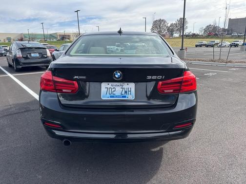 2016 BMW 320 i