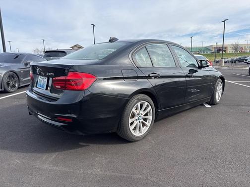 2016 BMW 320 i