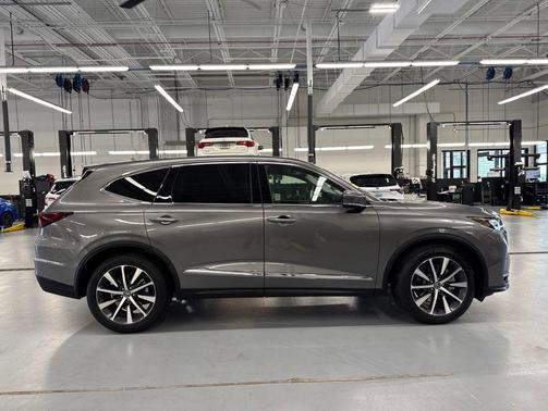 Liquid Carbon Metallic 2026 Acura MDX Technology Package
