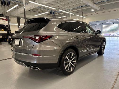 Liquid Carbon Metallic 2026 Acura MDX Technology Package