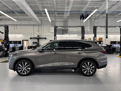 Liquid Carbon Metallic 2026 Acura MDX Technology Package