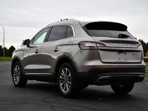 2020 Lincoln Nautilus Standard