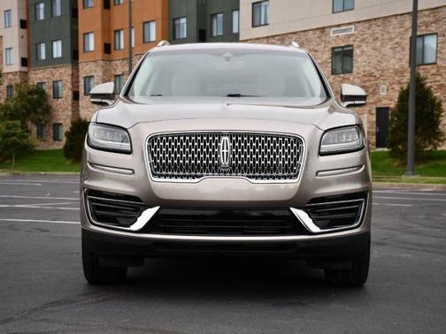 2020 Lincoln Nautilus Standard