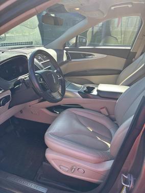 2020 Lincoln Nautilus Standard