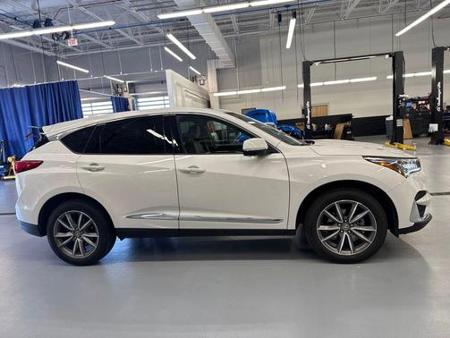 Platinum White Pearl 2021 Acura RDX Technology Package