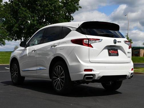 2025 Acura RDX Advance Package