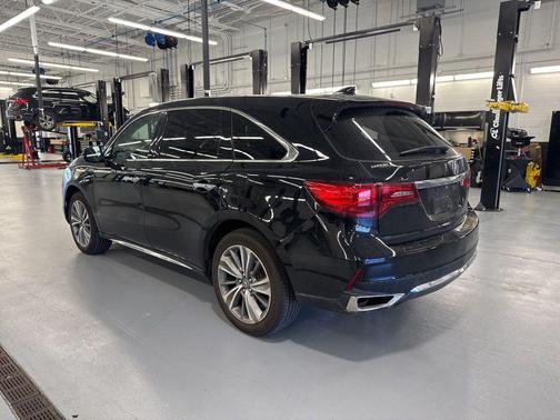 2017 Acura MDX 3.5L w/Technology Package