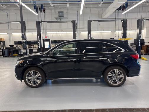 2017 Acura MDX 3.5L w/Technology Package