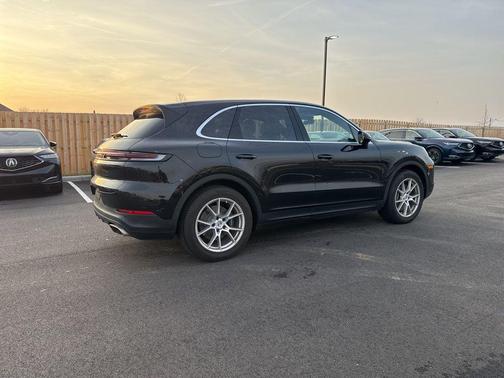 2025 Porsche Cayenne Cayenne