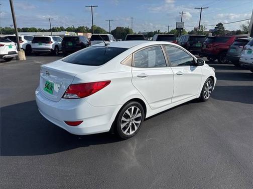 2017 Hyundai Accent Value Edition