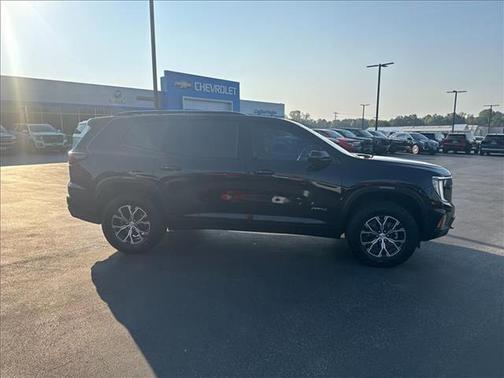 2025 GMC Acadia AWD AT4