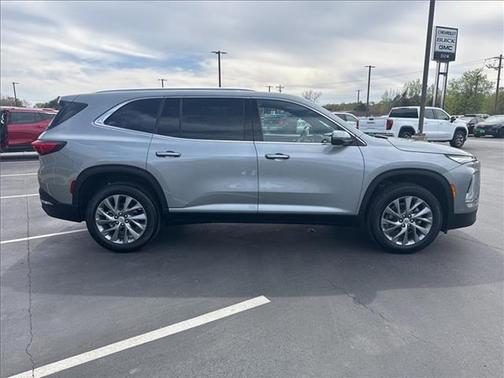 2025 Buick Enclave Preferred FWD