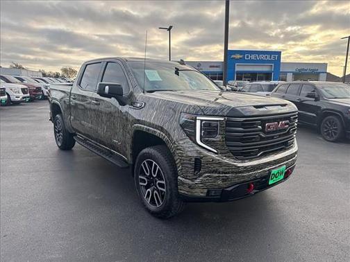 2025 GMC Sierra 1500 AT4