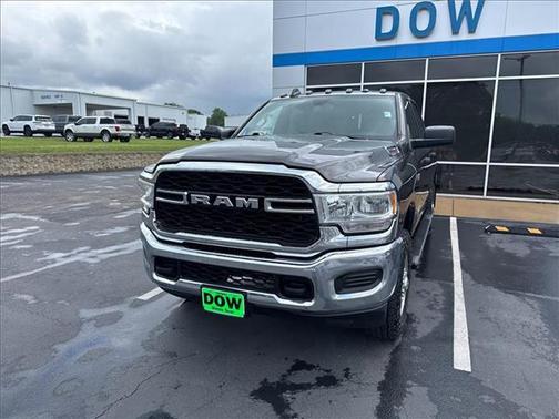 2021 RAM 2500 Tradesman Crew Cab 4x4 6'4' Box
