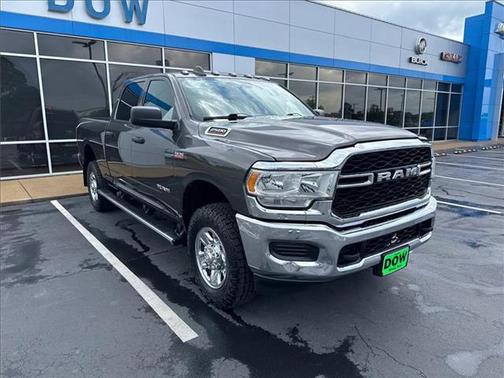 2021 RAM 2500 Tradesman Crew Cab 4x4 6'4' Box