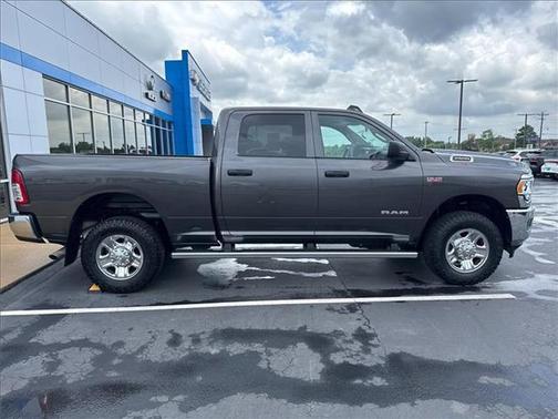 2021 RAM 2500 Tradesman Crew Cab 4x4 6'4' Box