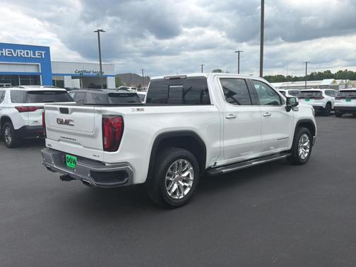 White Frost Tricoat 2021 GMC Sierra 1500 SLT