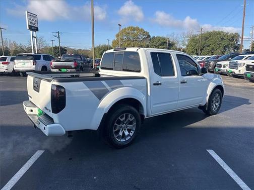 2021 Nissan Frontier SV
