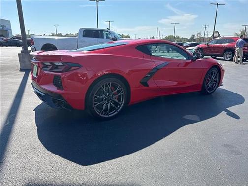 2026 Chevrolet Corvette Stingray w/1LT