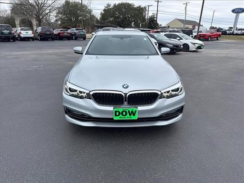 2018 BMW 530 530i