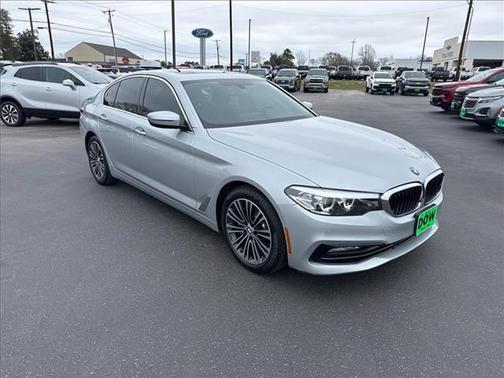 2018 BMW 530 530i