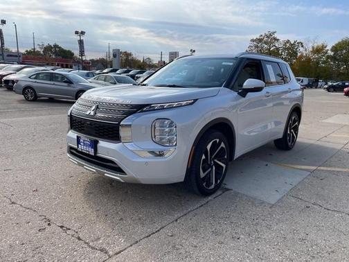 2024 Mitsubishi Outlander SEL