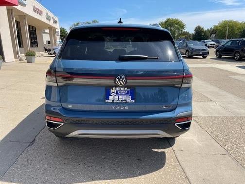 2025 Volkswagen Taos 1.5T SE