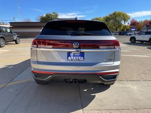 2026 Volkswagen Atlas Cross Sport 2.0T SE w/Technology