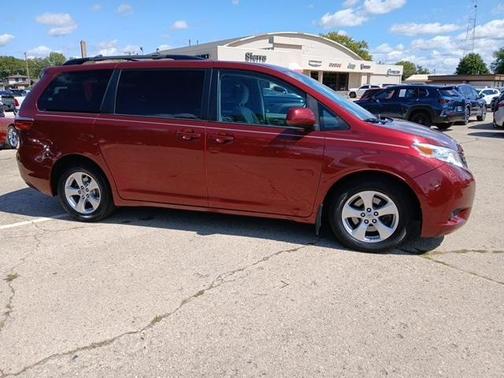 2017 Toyota Sienna L