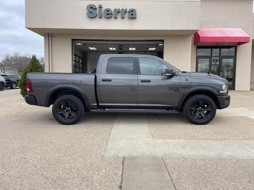 2022 RAM 1500 Classic SLT