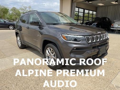 2022 Jeep Compass Latitude Lux