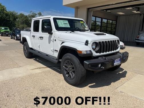 2025 Jeep Gladiator Sport