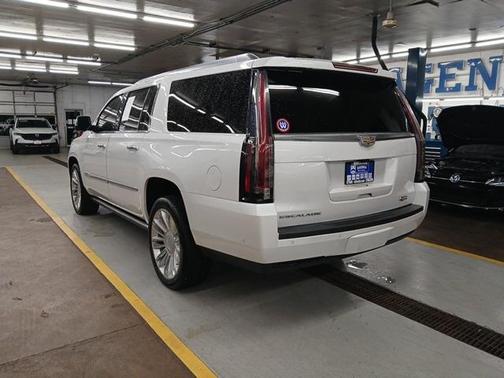 2019 Cadillac Escalade ESV Platinum