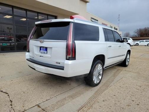 2019 Cadillac Escalade ESV Platinum