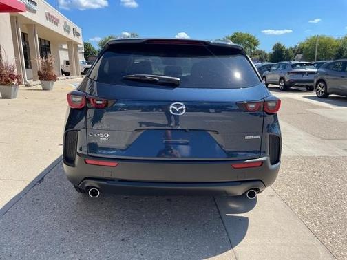 2025 Mazda CX-50 2.5 S Preferred Package