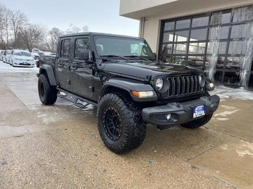 2024 Jeep Gladiator Nighthawk