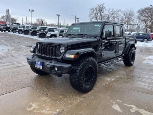 2024 Jeep Gladiator Nighthawk
