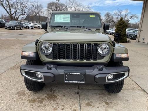 2025 Jeep Gladiator Sport