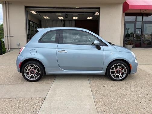 2015 FIAT 500 Sport