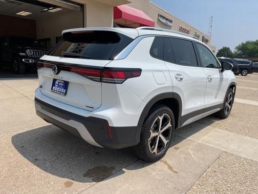 2025 Volkswagen Tiguan 2.0T SE