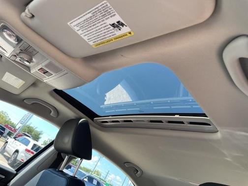 2018 Volkswagen Passat 2.0T SE w/ Technology