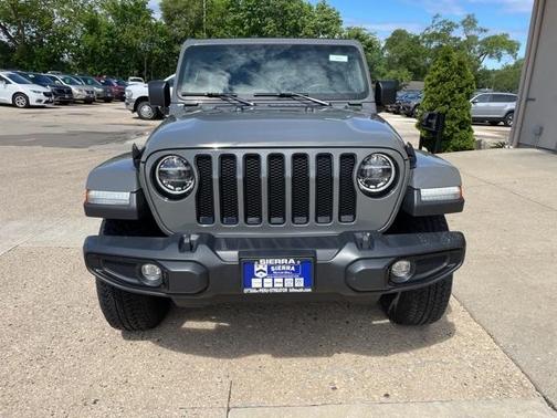 2022 Jeep Wrangler Unlimited Sahara Altitude