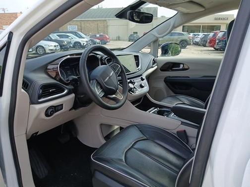 2024 Chrysler Pacifica Limited