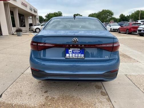 2025 Volkswagen Jetta 1.5T SE