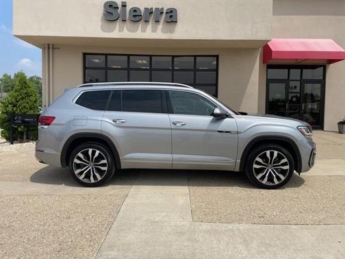 2022 Volkswagen Atlas 3.6L SEL Premium R-Line