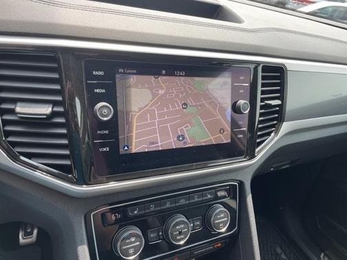 2022 Volkswagen Atlas 3.6L SEL Premium R-Line