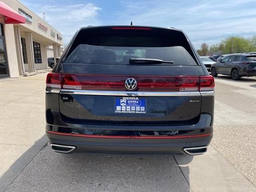 2025 Volkswagen Atlas 2.0T SE