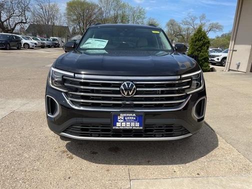2025 Volkswagen Atlas 2.0T SE